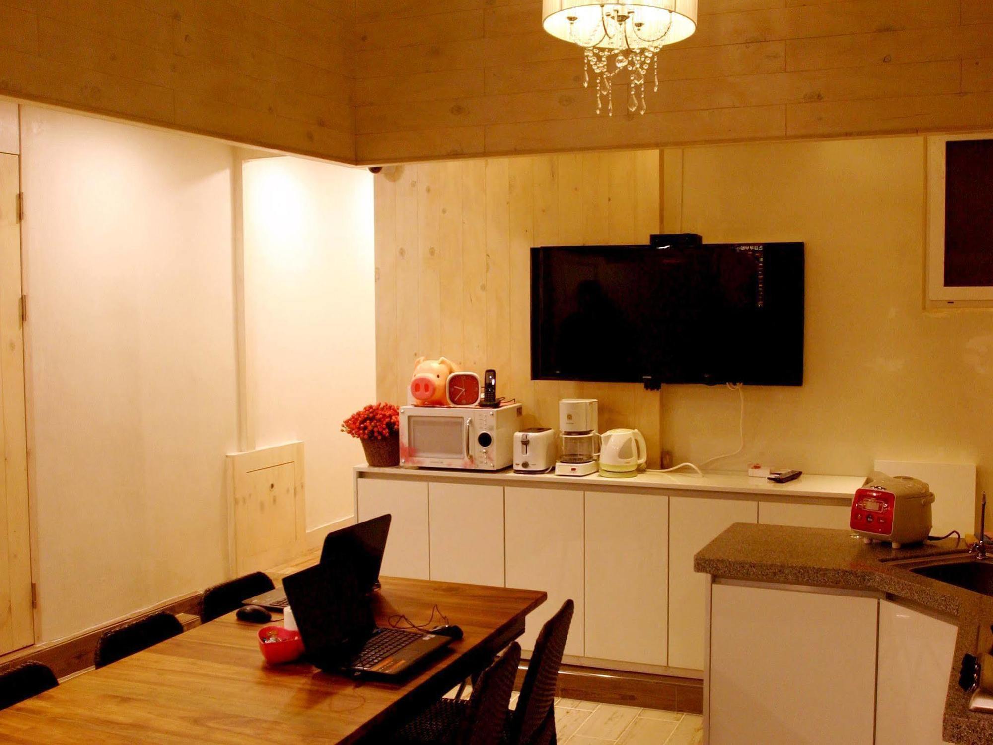 Unni House Vandrerhjem Seoul Eksteriør bilde
