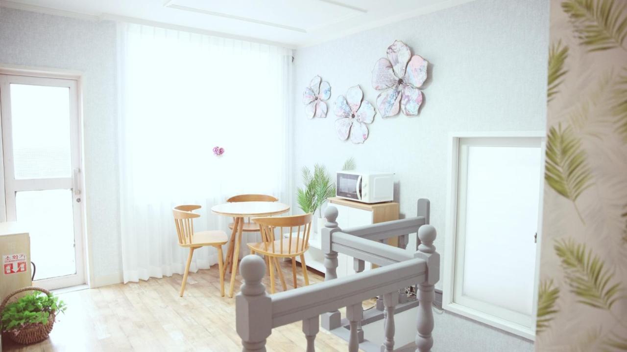 Unni House Vandrerhjem Seoul Eksteriør bilde
